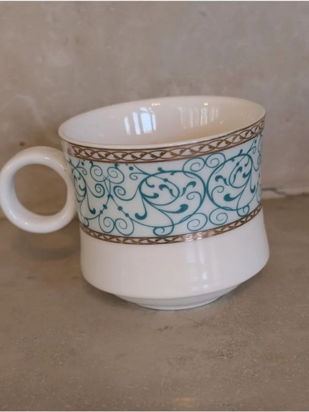 Set of 4 Wedgwood Florentine Turquoise Teacups Gold Accents Demitasse MCM
